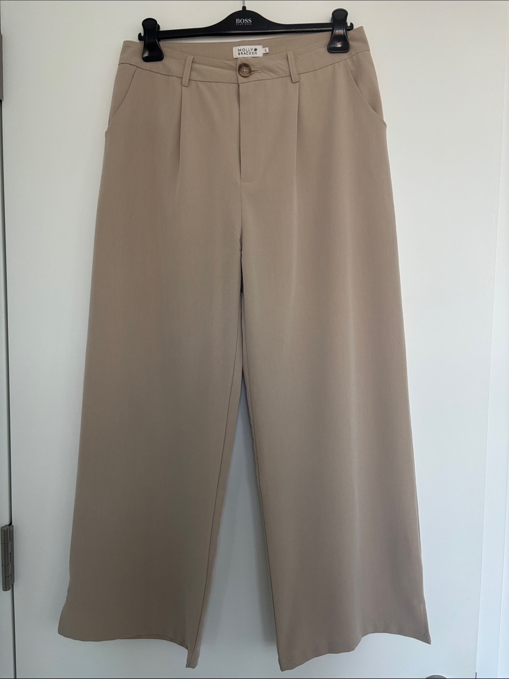 Molly Bracken Wide-Leg Trousers in Beige